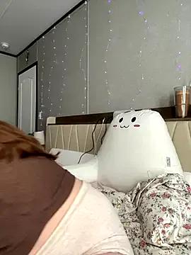 Sweetdee222x on StripChat 