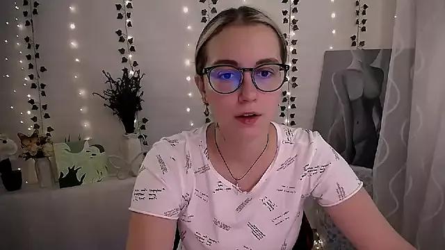 SweetPrincess_ on StripChat 
