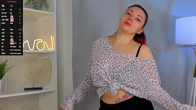 TamishaLanes — Taking off my shorts +5 slaps