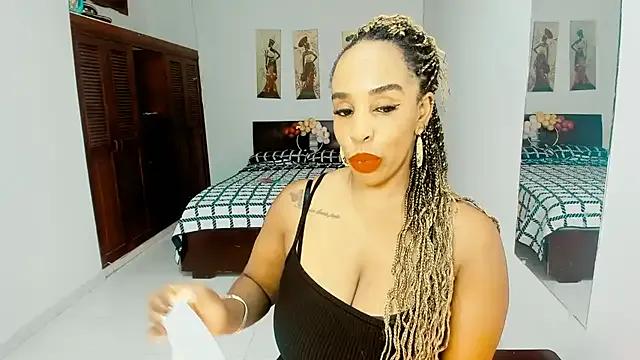 TAYLORR778 on StripChat