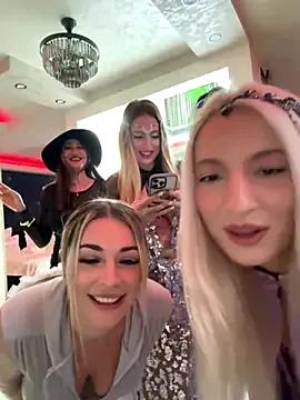 StripChat The_Spice_Girls  is Freechat  The_Spice_Girls — Boooooo scare us with a diamond? +:gifT: