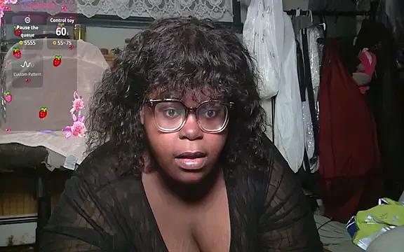 TheChubbySiren on StripChat