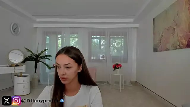 TiffanyHouston_ on StripChat 