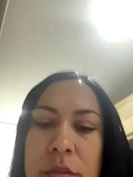 TiffanyyLam on StripChat