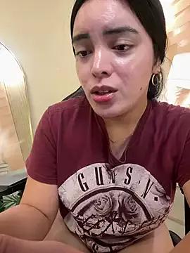 TS-SimplyTheBest from StripChat is Freechat