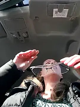 uber_babe on StripChat