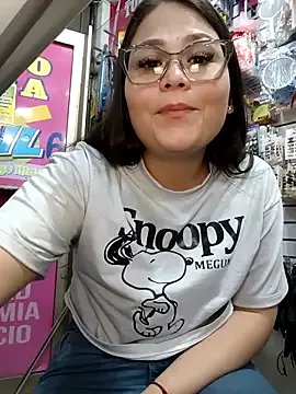 Vale_Saenzz on StripChat