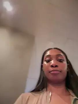 VannessaJj on StripChat 