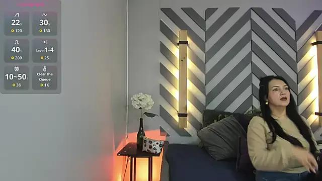 Viioleetta_ on StripChat