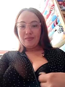 VIOLETA-25_ from StripChat is Freechat