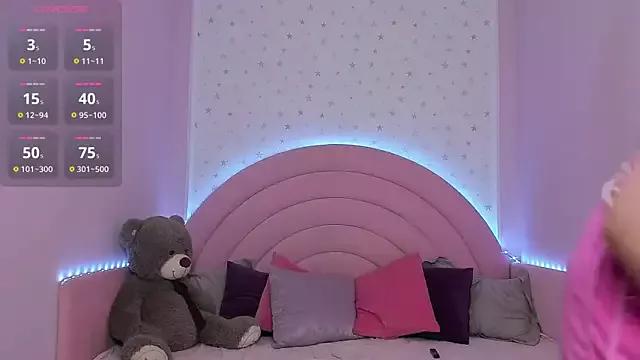viva_la_vika on StripChat