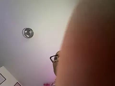VixenCapri from StripChat is Freechat