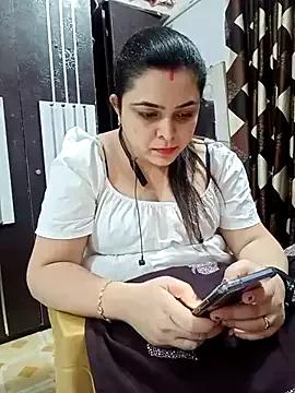 Wow-pinky-offcial from StripChat is Freechat