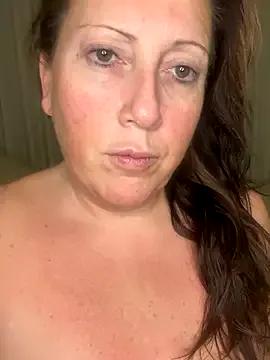 xsexycurvymilf on StripChat