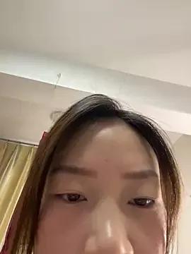 yueyuegirls on StripChat 