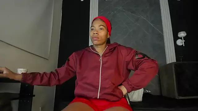 YummyDuooo on StripChat 