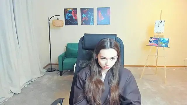 YvonneRobes on StripChat