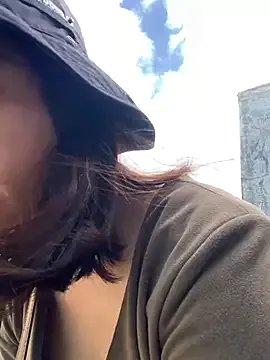 zhizhinaigai on StripChat